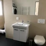 Very Sunny 1br Flat In The Center - West4 דירה