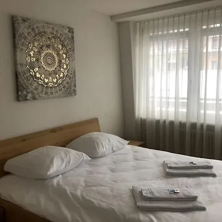 Very Sunny 1br Flat In The City Center - West4